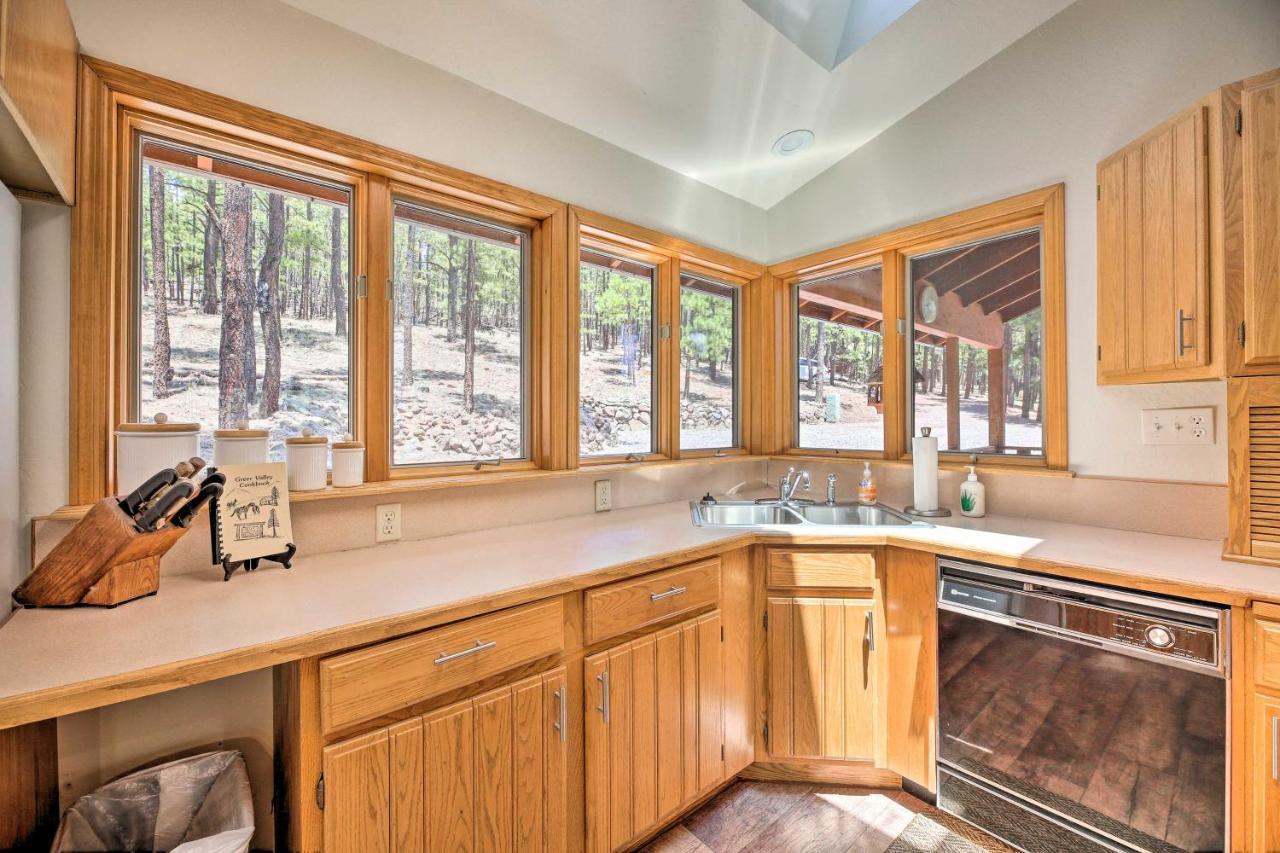 Serene Greer Cabin With Grill About 12 Mi To Skiing! Villa Exterior photo